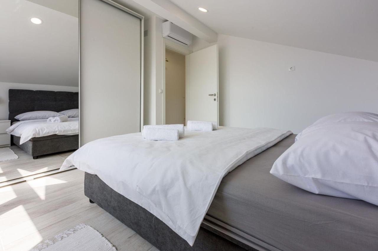 Apartments Cvetkovic Crikvenica Εξωτερικό φωτογραφία