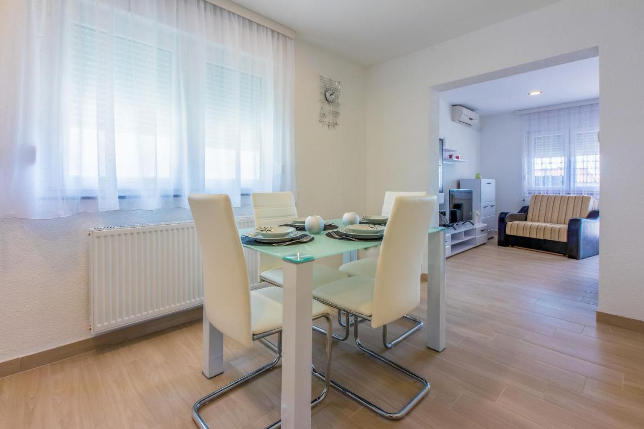 Apartments Cvetkovic Crikvenica Εξωτερικό φωτογραφία